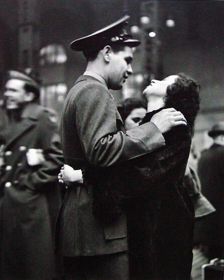 Alfred Eisenstaedt, ‘Farewell at Pennsylvania Station (Man Embracing Woman with Dark Hair_’