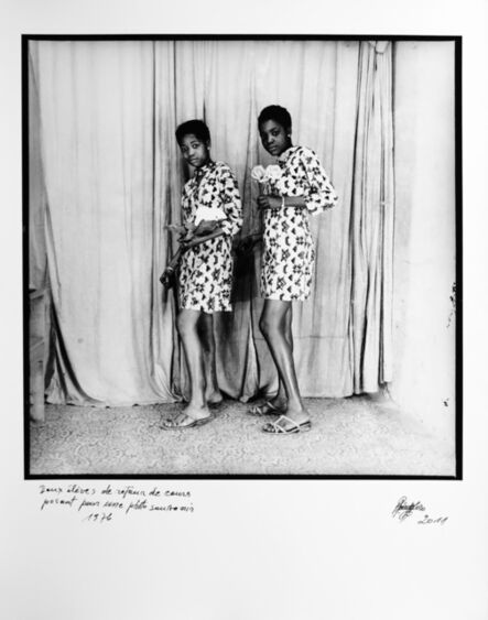 Ambroise Ngaimoko, ‘Deux élèves de retour de cours posant pour une photo souvenir’, 1976