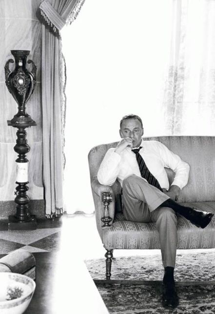 Terry O'Neill, ‘Frank Sinatra in his hotel room in Miami (Estate Edition)’, 1968