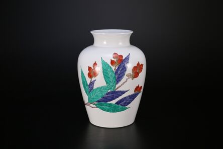 Sakaida Kakiemon XV, ‘Nigoshide white vase with acorn patterns’, 2015