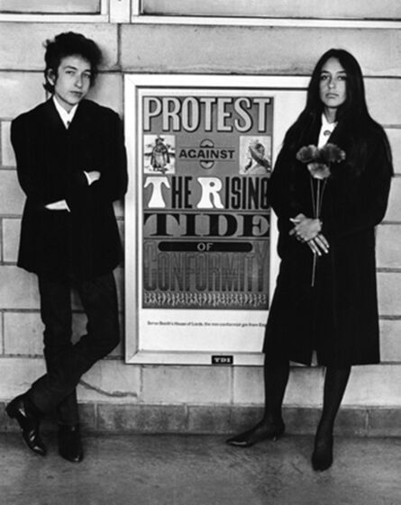Daniel Kramer, ‘Bob Dylan and Joan Baez with Protest Sign, Newark Airport’, 1964