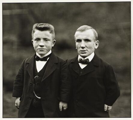 August Sander, ‘Twins’, 1921