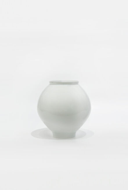 Yikyung Kim, ‘Micro Moon Jar’, 2021