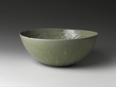 Unknown Chinese, ‘Bowl with Dragons among Waves’, 10th century
