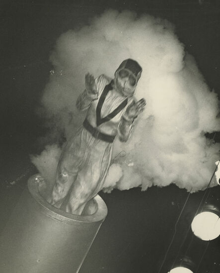 Weegee, ‘She's Almost Out’, 1943
