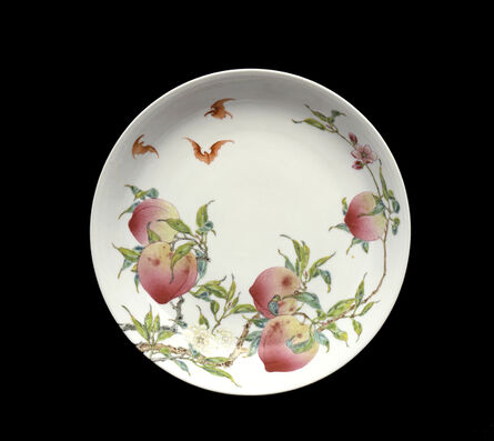 ‘Dish with peaches and bats design’, 1723-1735