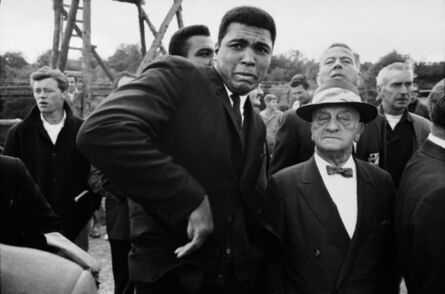 Thomas Hoepker, ‘World heavyweight champion Muhammad Ali is scared by a bee while visiting a movie set, London’, 1966
