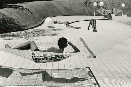 Martine Franck, ‘Swimming pool designed by Alain Capeilleres, La Brusc, Var, France’, 1976