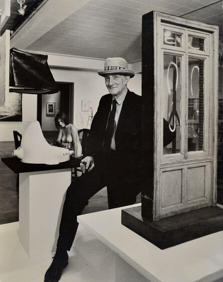 Julian Wasser, ‘Duchamp with Straw Hat and Eve Babitz pondering the Chess Game in the background, Duchamp Retrospective, Pasadena Art Museum’, 1963
