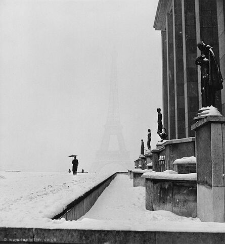 Lee Miller, ‘The veiled Eiffel Tower from the Palais de Chaillot, [Paris under Snow], France ’, 1944