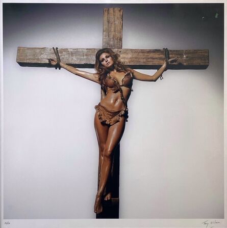 Terry O'Neill, ‘Raquel Welch on the Cross’, Late 1960s
