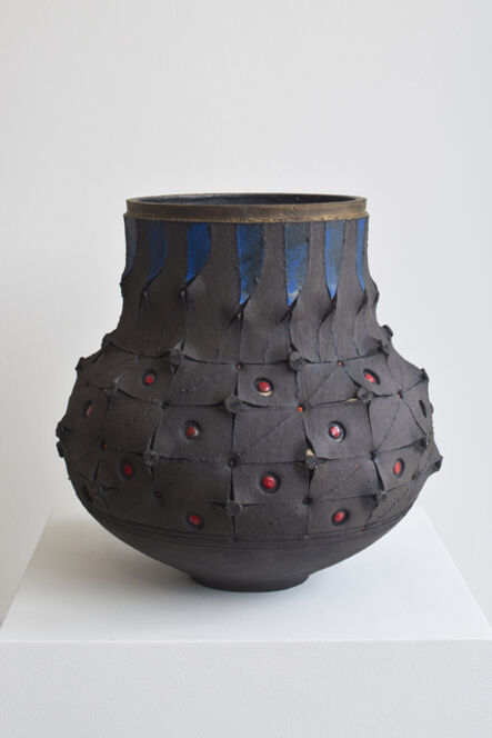 Andile Dyalvane, ‘Scarified honeycomb Udu vase’, 2016