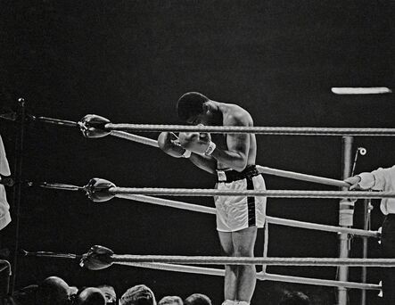 Thomas Hoepker, ‘Ali praying in the ring, London’, 1966
