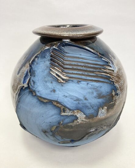 Hadrian Mendoza, ‘Globular Vase I’, 2021