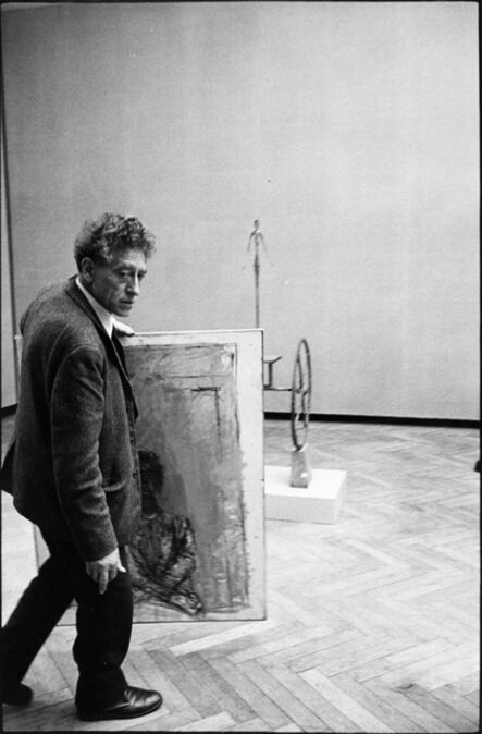 Ugo Mulas, ‘Alberto Giacometti con una sua tela, XXXI Biennale d’Arte, Venezia’, 1962
