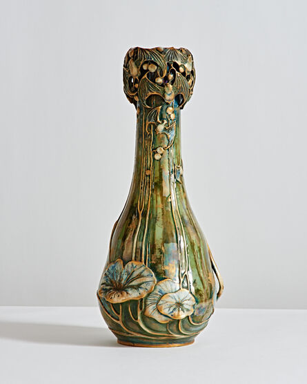 Amphora, ‘Berry Bat Vase’, ca. 1894