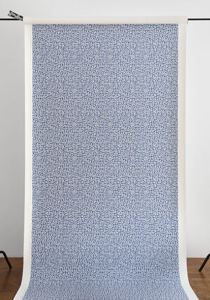 E Wallpaper in deep blue (287U)
