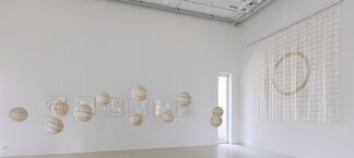 Lore Bert "Spuren der Erinnerung - Zeichen der Gegenwart", installation view