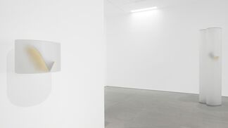 Helen Pashgian | Golden Ratio, installation view