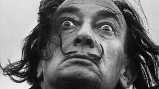Dali: The Art of Surrealism and Paris School, installation view