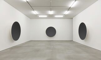Anish Kapoor Gathering Clouds, installation view