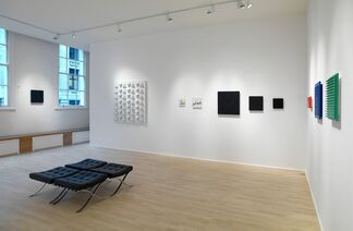 Luis Tomasello : Six Decades of Reflection, installation view
