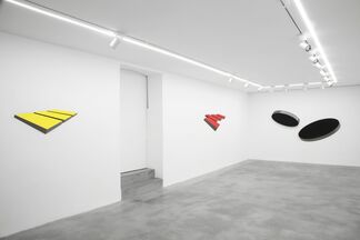 WOLFRAM ULLRICH. Pure color, pure form, installation view