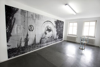 Quill Isn't Staying Now, installation view