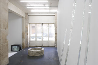 Guillaume Leblon, 'Rupture de Correspondances', installation view