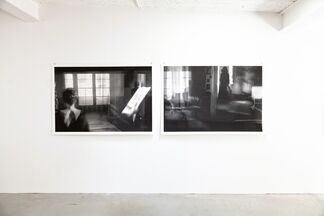 à table, installation view