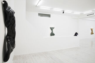 Benglis and the Baroque, installation view