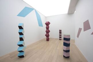 Angela Bulloch: One way conversation..., installation view