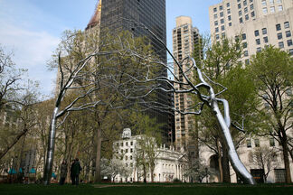 Roxy Paine: Three Sculptures, installation view