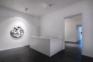 Luciano Castelli - Revolving Paintings, installation view