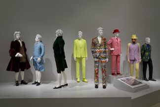 Reigning Men: Fashion in Menswear, 1715–2015, installation view