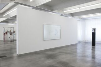 Paula Doepfner – Put it right here (or keep it out there), installation view