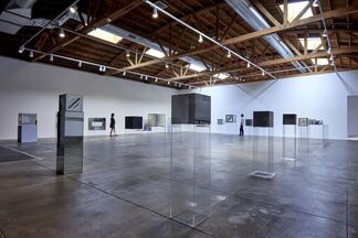 Larry Bell. Complete Cubes, installation view
