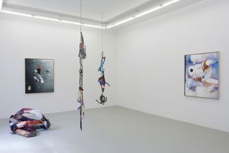 Kate Steciw – Things of Shapes, installation view
