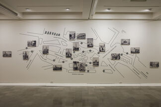Foy Nissen's Bombay, installation view