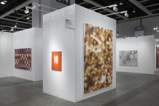 Simon Lee Gallery at Art Basel in Hong Kong 2016, installation view