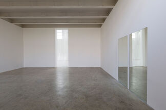 Felix Gonzalez-Torres, installation view
