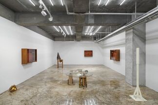 Chung Seoyoung: Knocking Air, installation view