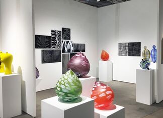 Duane Reed Gallery at SOFA CHICAGO 2018, installation view