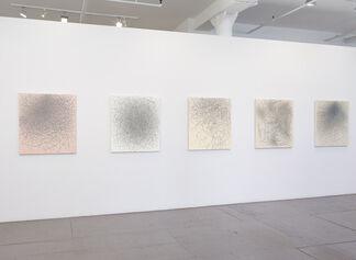 Suddenly a Knife: New Paintings by IL LEE, installation view