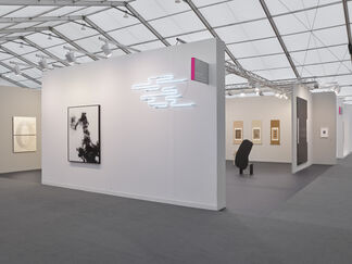 White Cube at Frieze London 2021, installation view