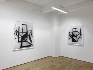 Rodrigo Valenzuela - American Type, installation view