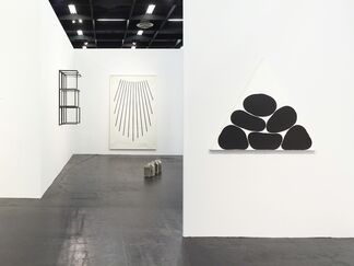 Häusler Contemporary at Art Cologne 2016, installation view