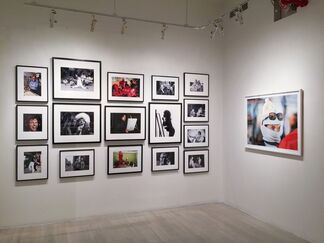 Harry Benson: Get the Picture, installation view