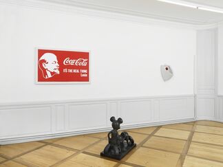 Alexander Kosolapov - Icons : West & East, installation view