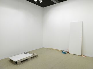 Galerie Eva Presenhuber at Art Basel 2018, installation view